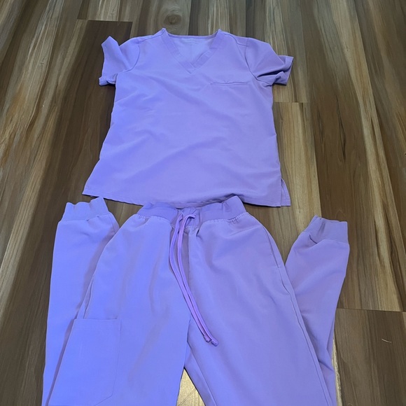 Purple Scrub Set - Picture 2 of 2